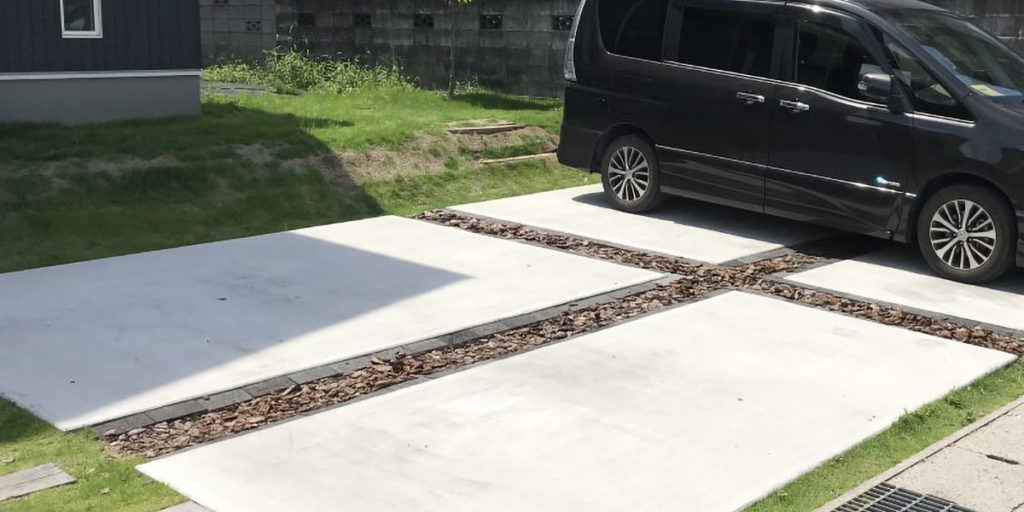 駐車場の目地に砂利を敷こう Diyをしておしゃれな空間を 庭革命株式会社