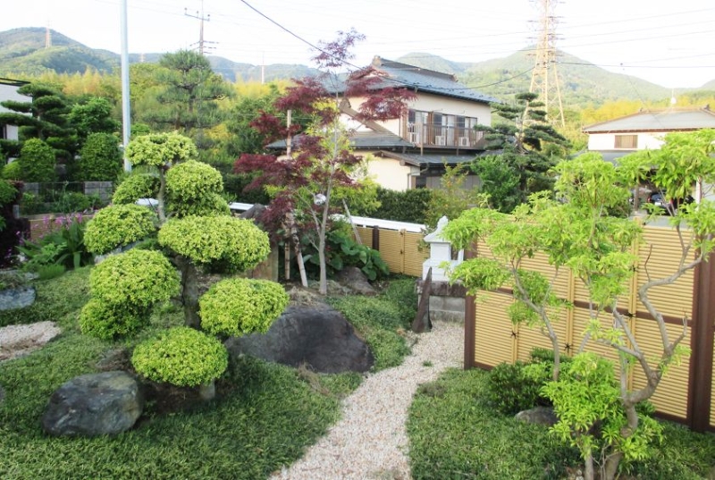 お庭づくり