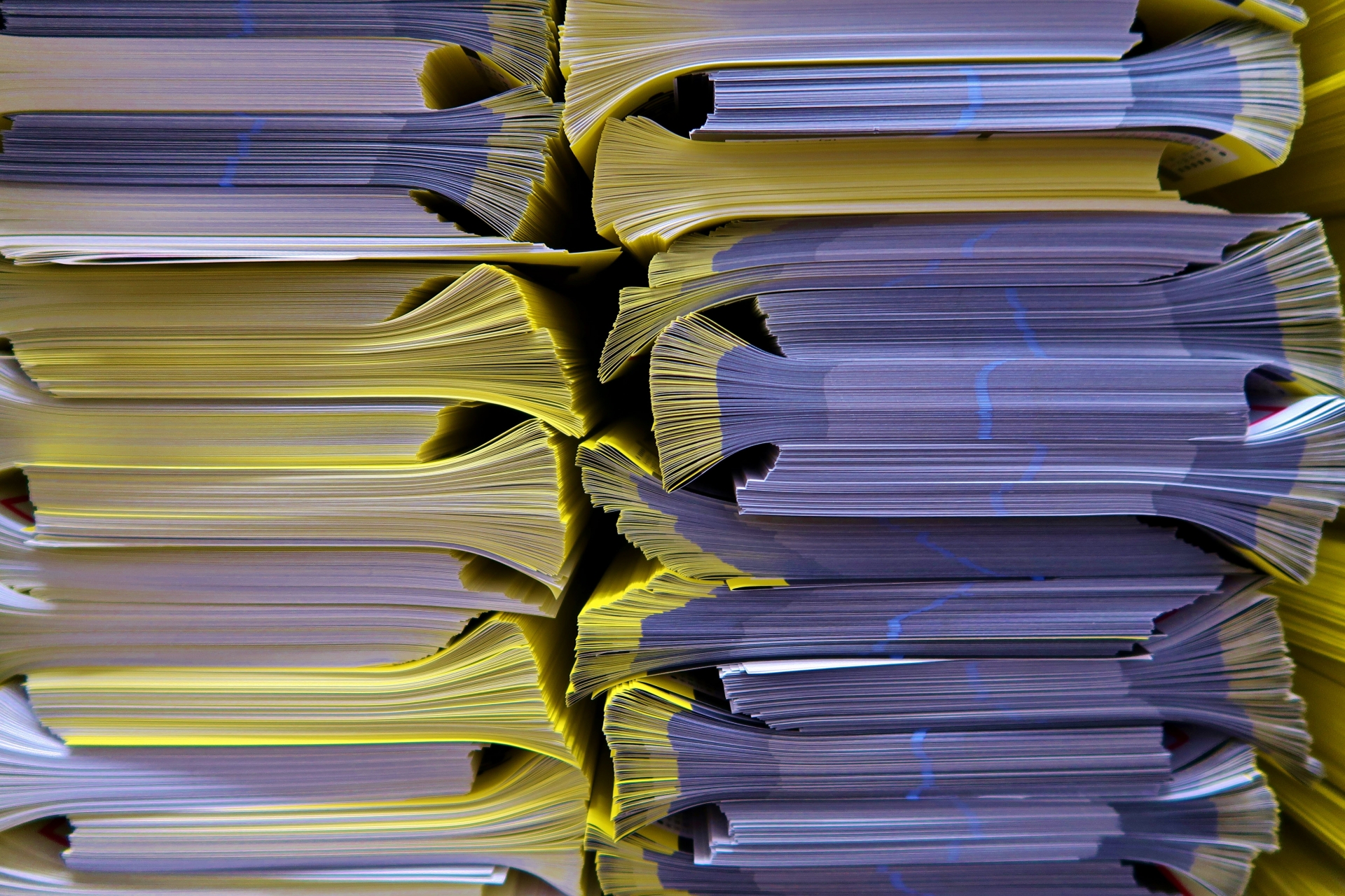 2381716_m